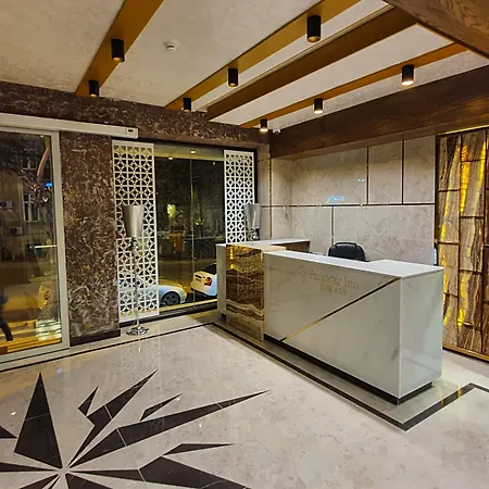 Parkway Inn Hotel And Spa-3